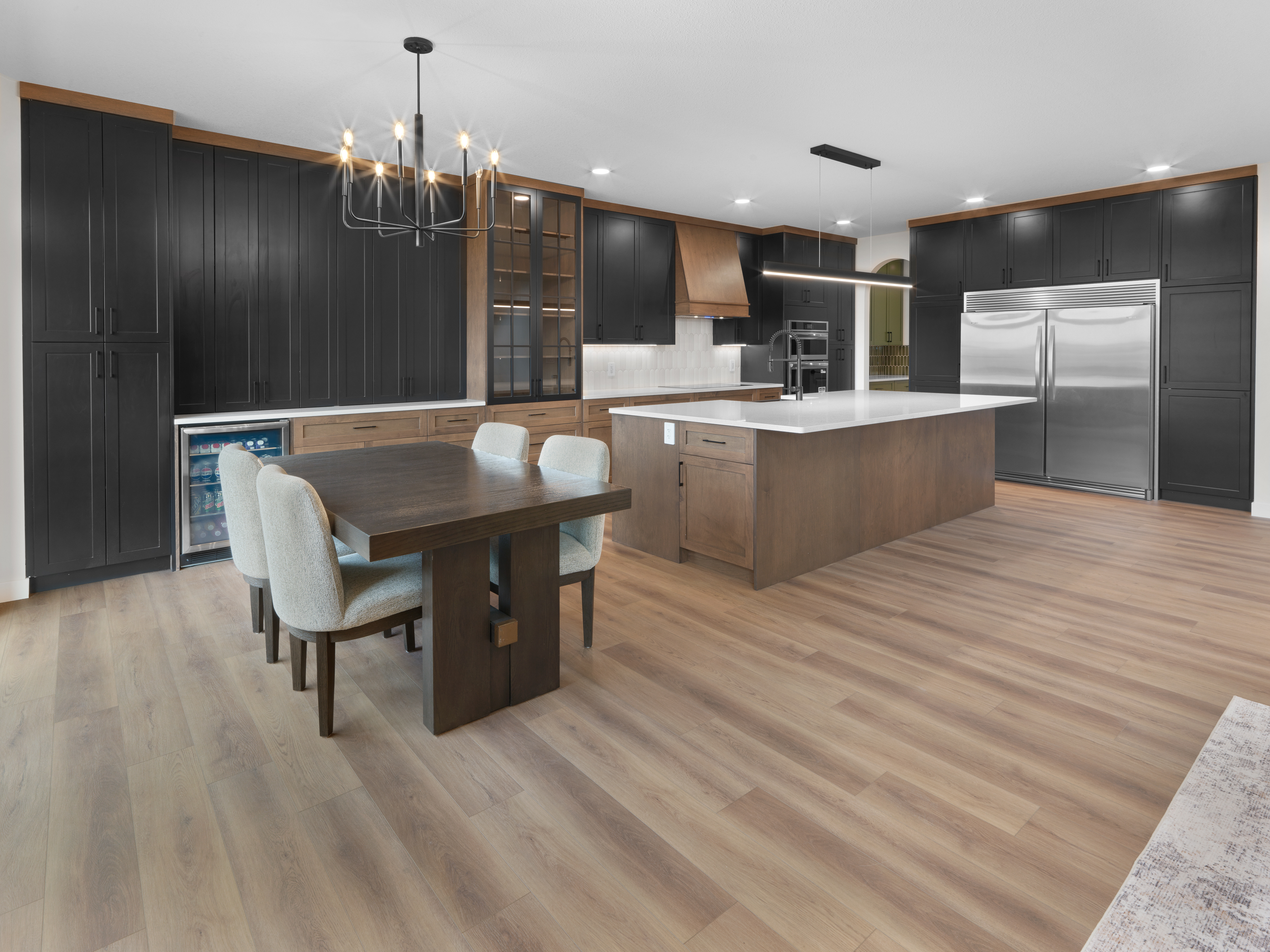Main floor dining area of 289 Jensen Lakes Blvd in St. Albert with homes for sale by Holland and Associates Real Estate.